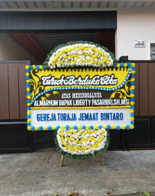 Papan Bunga Duka di Sawan